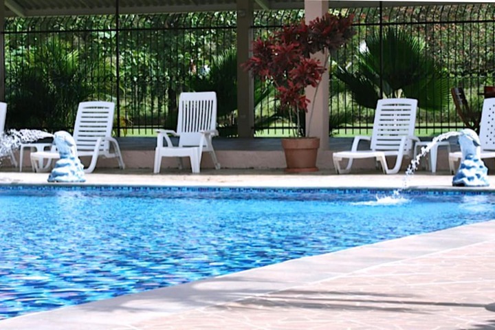 Pool 101 of 120