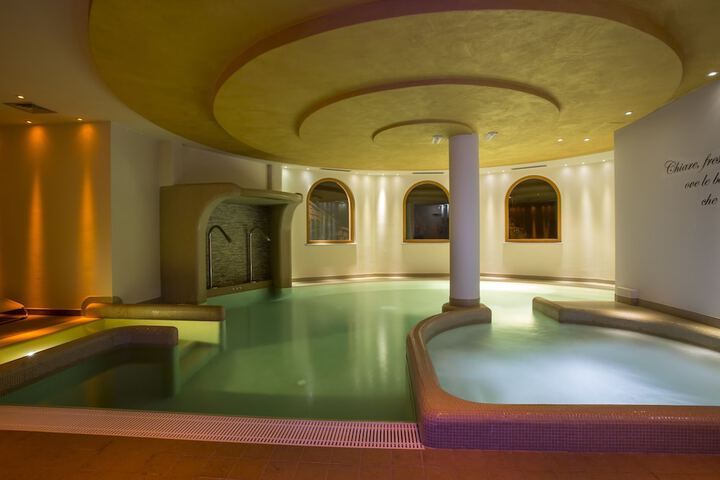 Spa 31 of 52