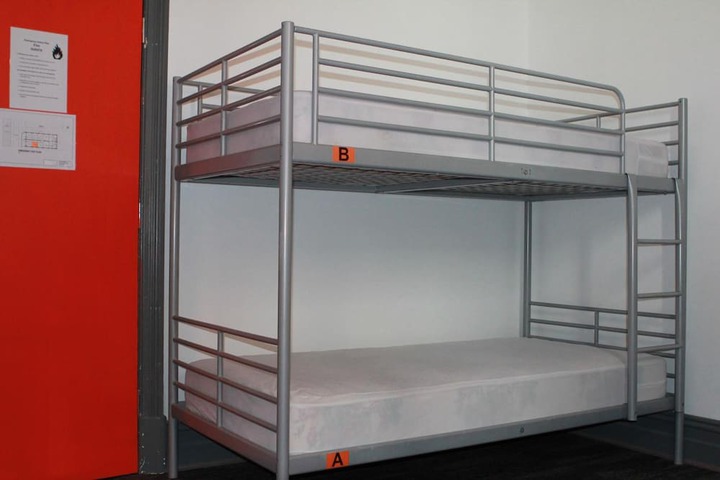 Room 14 of 38