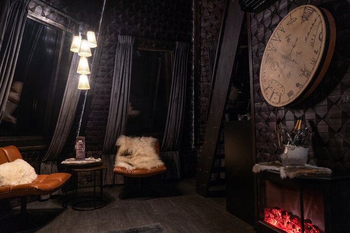 Room 9 of 174
