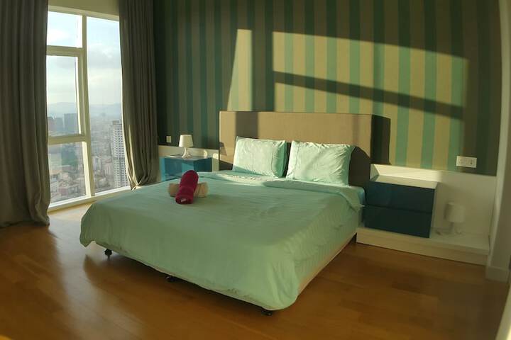 Room 19 of 49