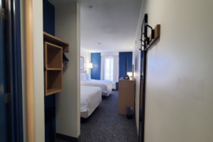 Room 273 of 336