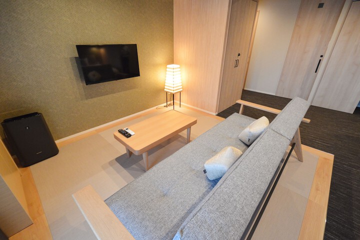 Room 11 of 47