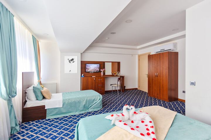 Room 19 of 32