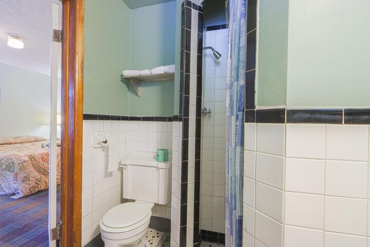 Room 15 of 26