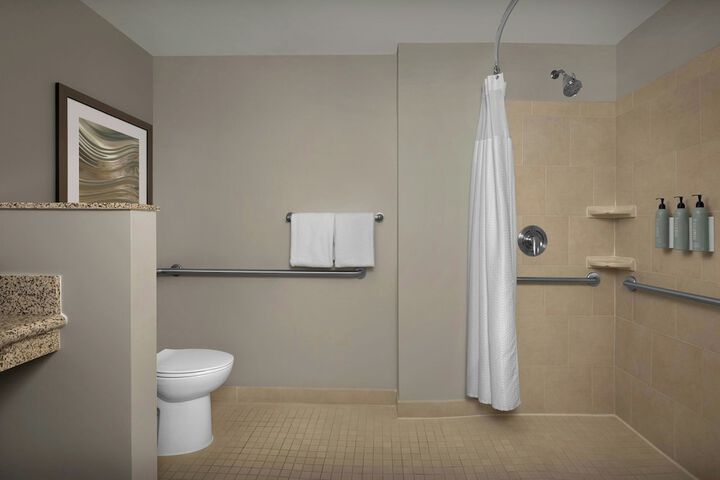 Room 18 of 34