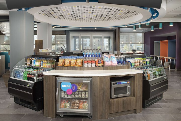 Snack bar