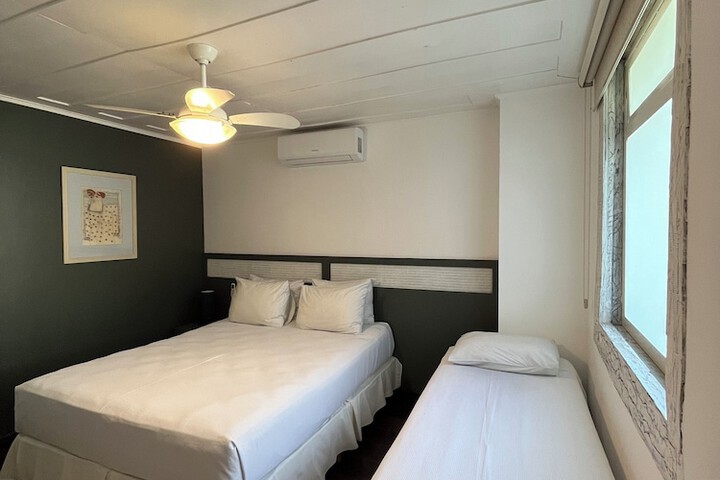 Room 25 of 115
