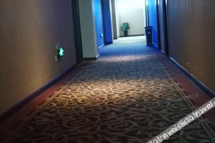 Hotel Interior 14 of 26