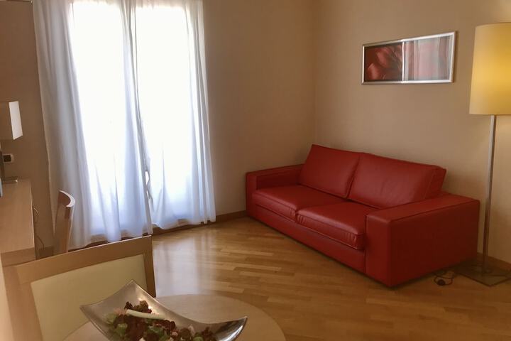 Room 11 of 17