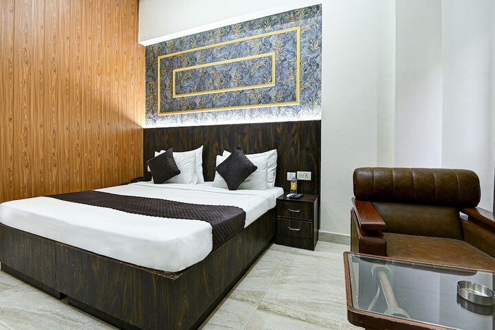 Room 43 of 49