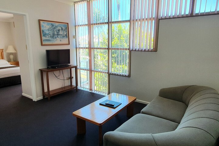 Room 23 of 68