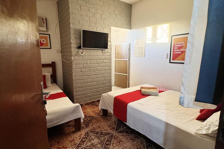 Room 2 of 7
