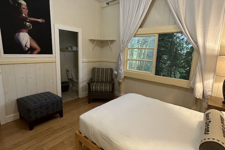Room 21 of 52