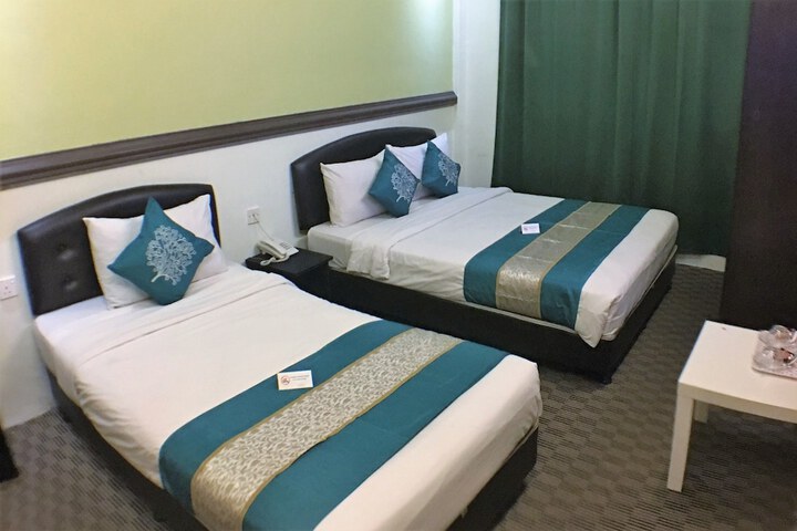 Room 18 of 48