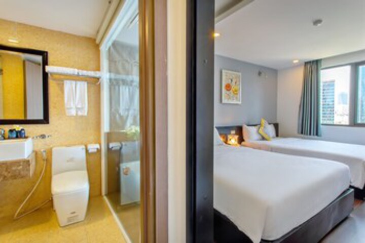 Room 43 of 94