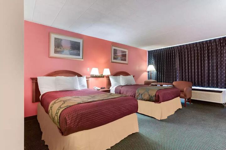 Standard Double Room (9 of 10)