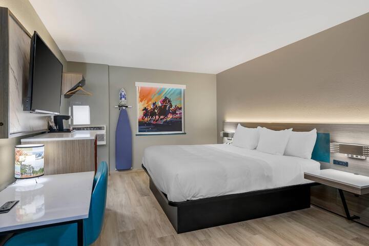 Room 19 of 30