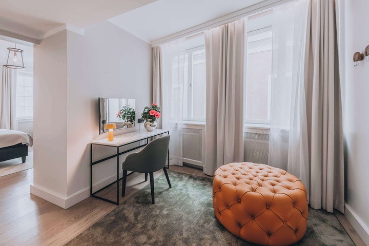 Room 25 of 116