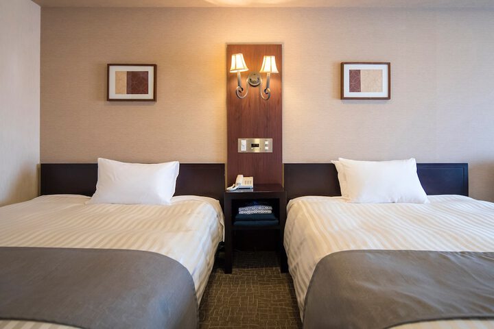 Room 21 of 101