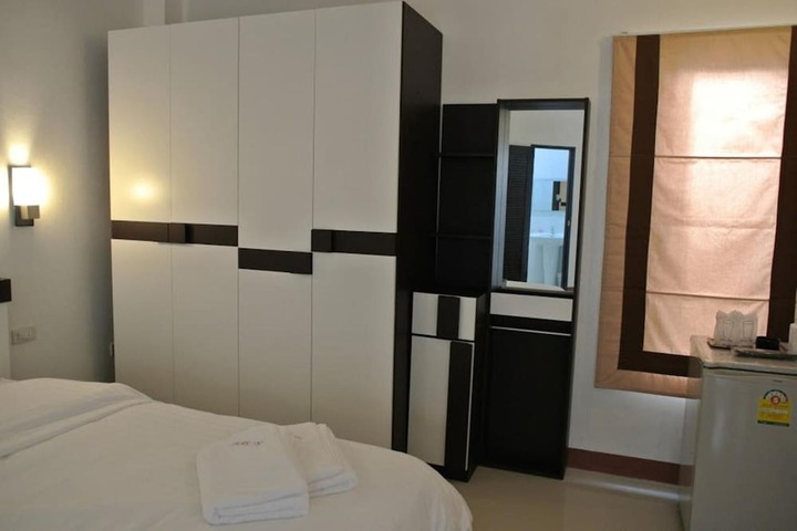 Room 15 of 41