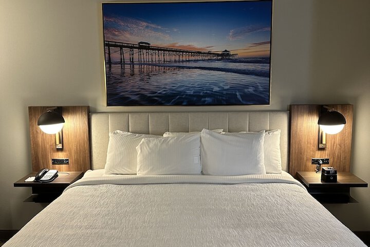 1 King Bed (10 of 23)