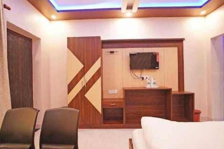 Room 12 of 22