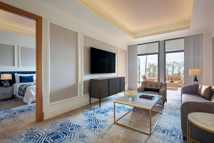 Room 28 of 147