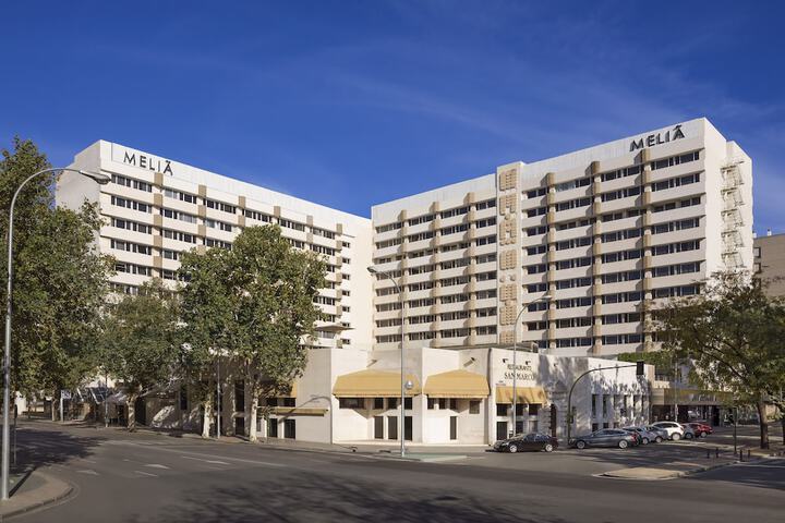 Hotel 70 of 72