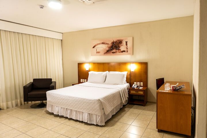 Room 13 of 86