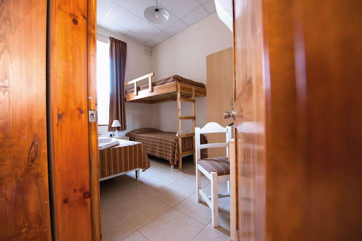 Room 3 of 59