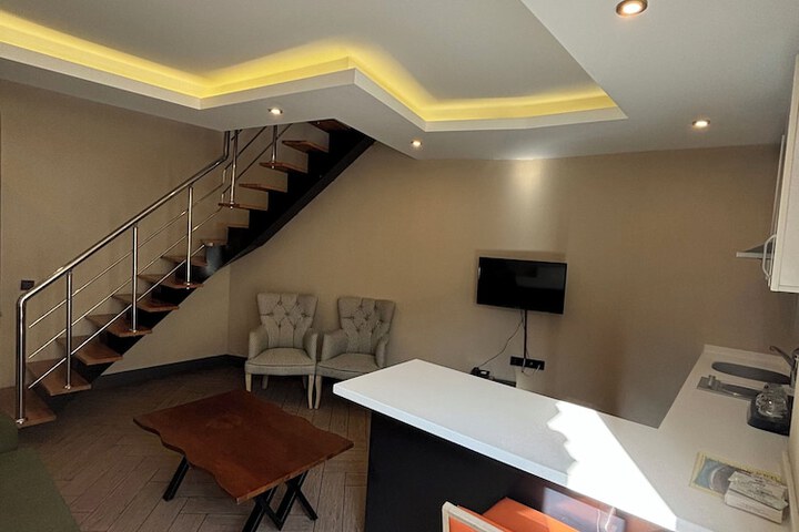 Room 20 of 101