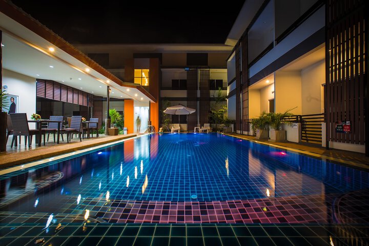 Pool 69 of 83
