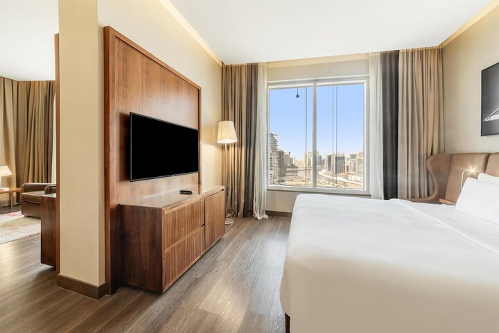 Room 53 of 260