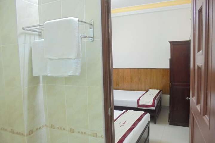 Room 28 of 55