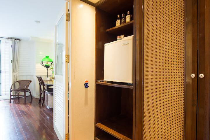 Room amenity