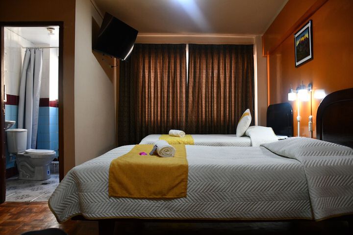 Room 33 of 72