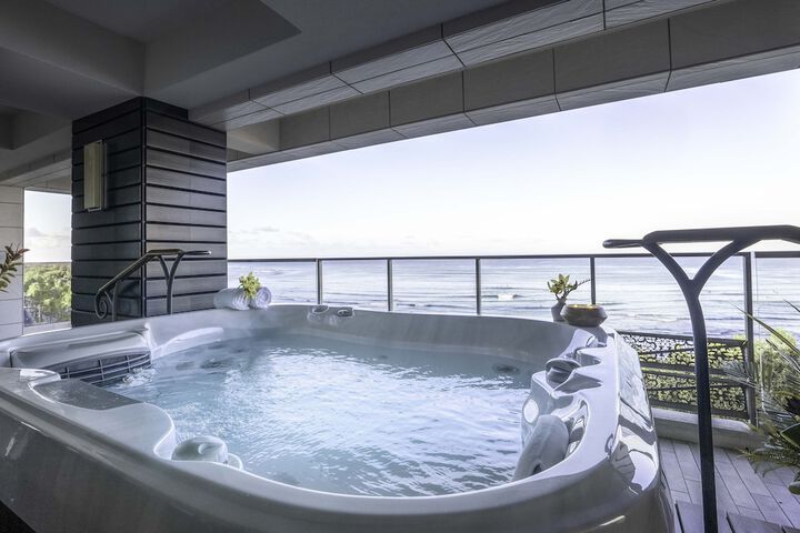 Hot Tub 29 of 66