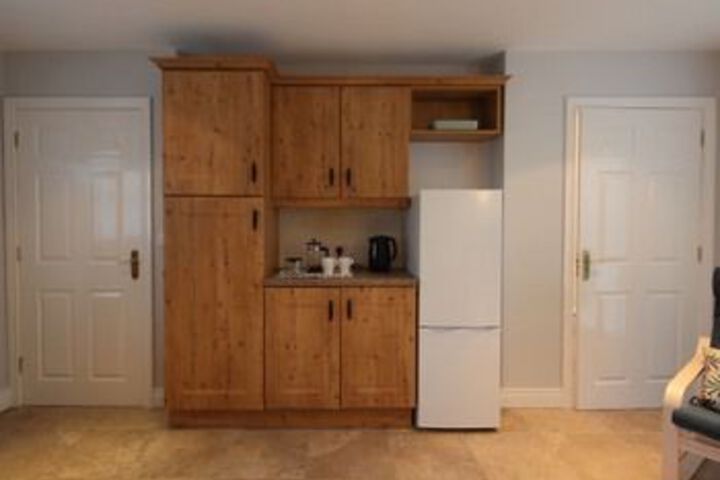 Room 3 of 18