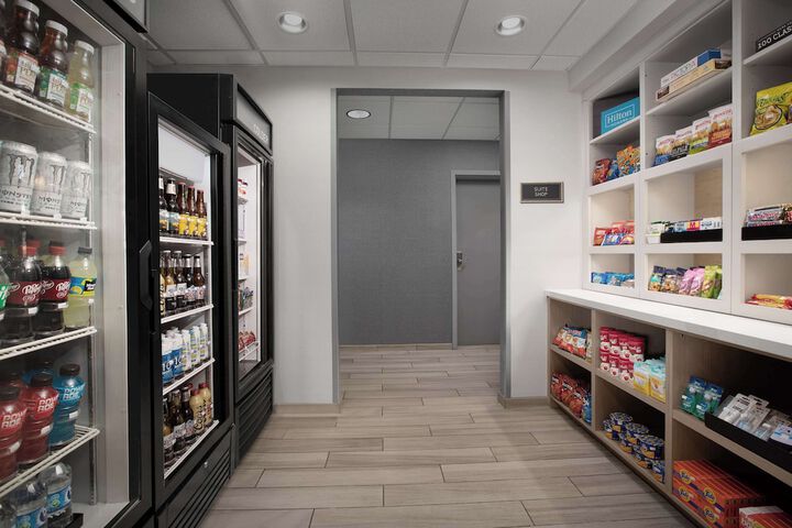 Snack bar