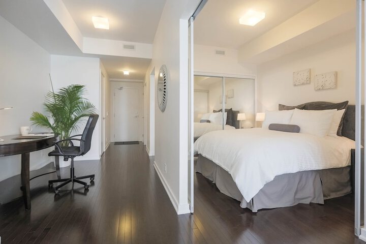 Room 8 of 23