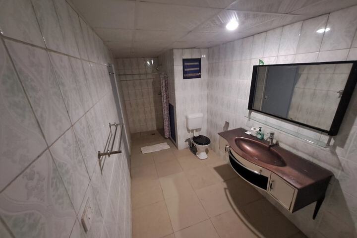 Room 13 of 24