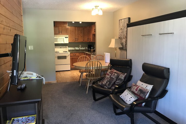 Room 45 of 102