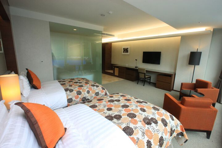 Room 8 of 54