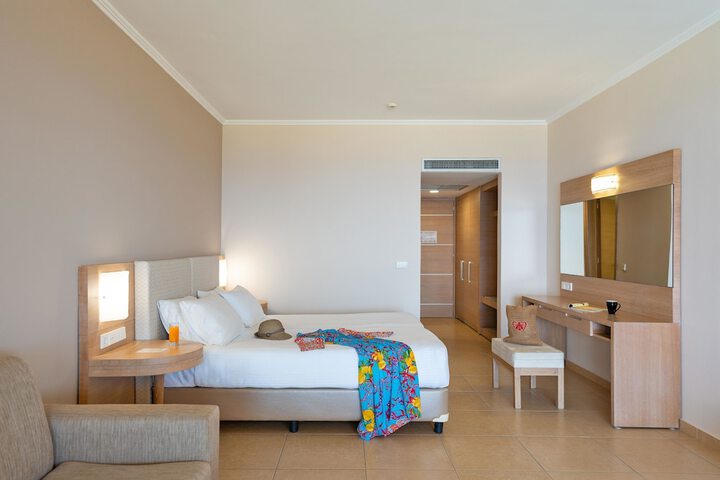 Room 29 of 283
