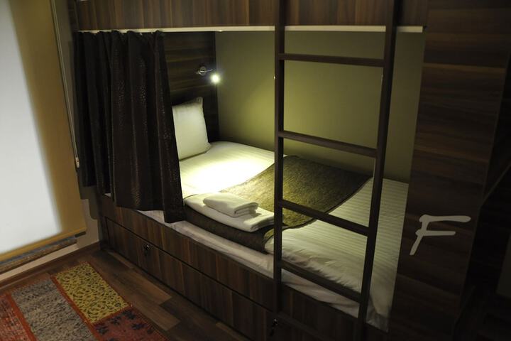 Room 12 of 41