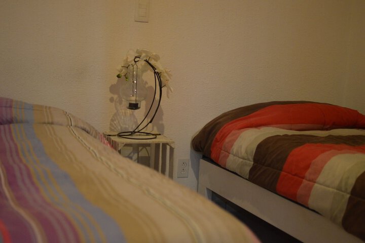 Room 4 of 17