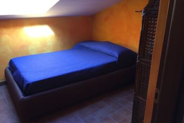 Room 27 of 36