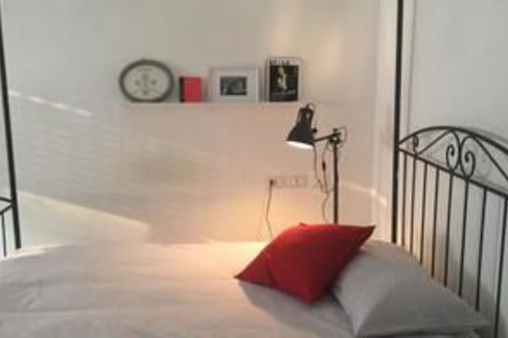 Room 11 of 29