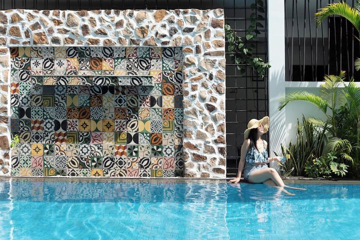 Pool 83 of 116